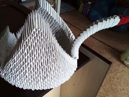 Интерьерный лебедь (оригами)