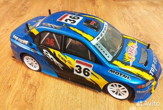 Радиоуправляемая модель масштаба 1/10