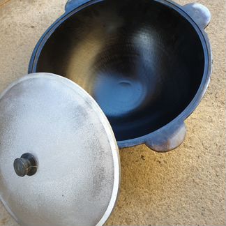 Казан Узбекский чугунный новый. 22 л