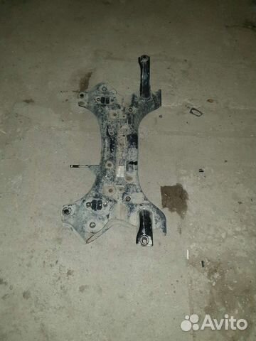 Hyundai solaris 2 подрамник