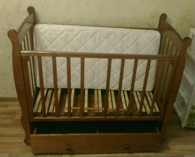 Кроватка Можга Елисей+ матрас(как новая)