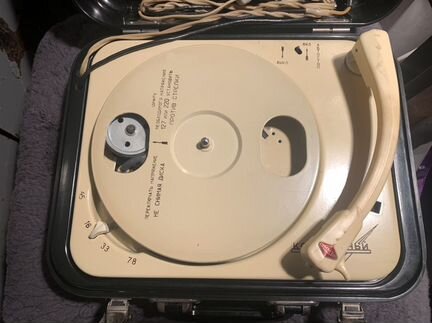 Проигрыватель винила Концертный