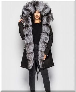 Парка с натуральным мехом