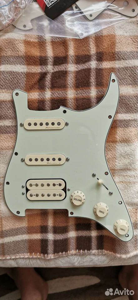 Пикгард для гитары Fender Stratocaster HSS 89220916688 купить 1