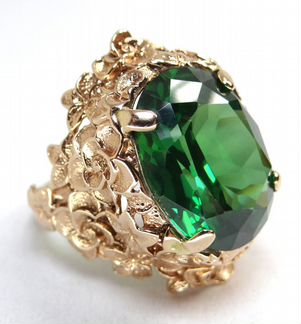 Крупное золотое кольцо 585 пробы