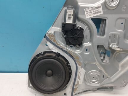 Стеклоподъемник задний правый Kia Sportage 3