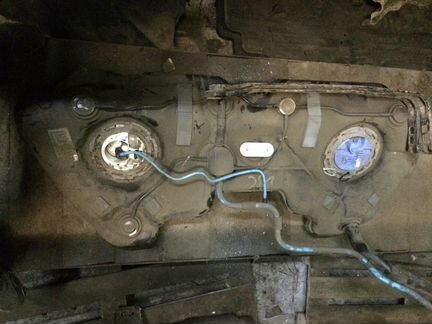 Бак топливный в сборе Mercedes W204 C63 AMG