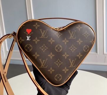 Сумка Louis Vuitton Game On Coeur