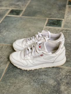 Кроссовки reebok classic белые