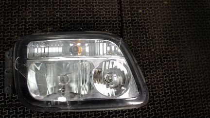 Фара (передняя) правая Mercedes Actros MP2, 2006