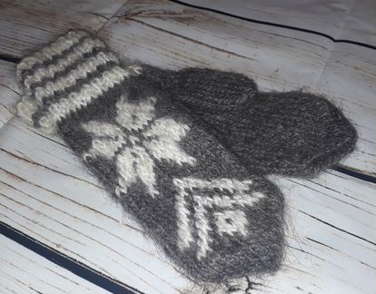 Варежки и перчатки