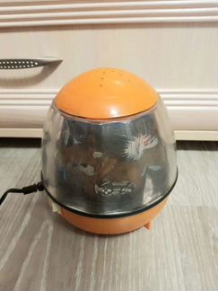 Настольная лампа