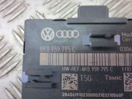 Блок управления задней левой двери Ауди А4 Б8