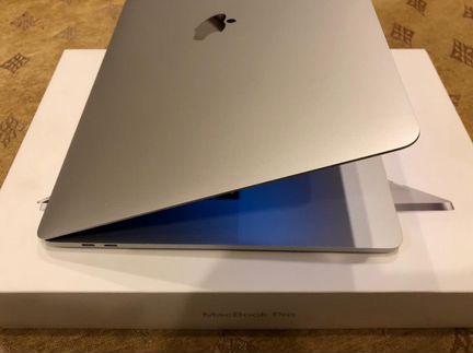 MacBook Pro 15 Retina 2017 512 SSD/Pro 560 4GB/i7