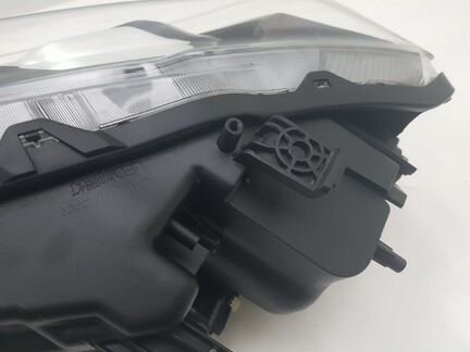 Фара правая Nissan X-Trail T32