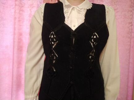 Жилетка замшевая