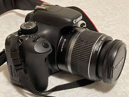 Зеркальный фотоаппарат Canon EOS 550D