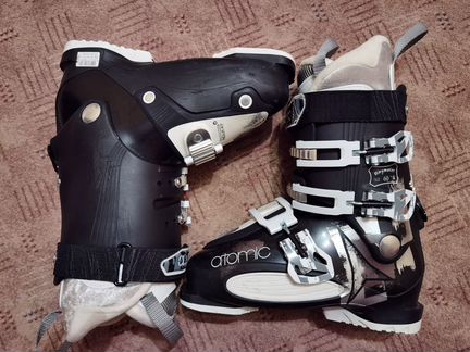 Горнолыжные ботинки: Atomic Waymaker 60 W
