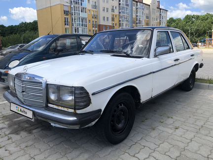 Mercedes-Benz W123 2.0 МТ, 1984, 500 000 км