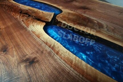 Стол река из слэба дуба, с эпоксидной смолой, s025