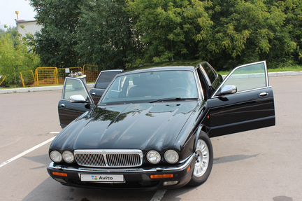 Jaguar XJ AT, 1996, 121 311 км