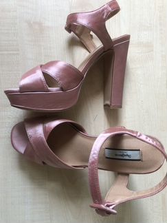 Босоножки женские