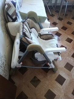 Стул и стол для кормления