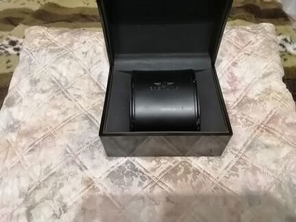 Футляр от часов breitling