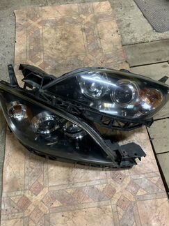 Мазда 3 вк хетчбэк Фары ксенон оригинал