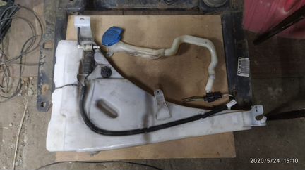 Бачок омывателя VW Touareg 7L