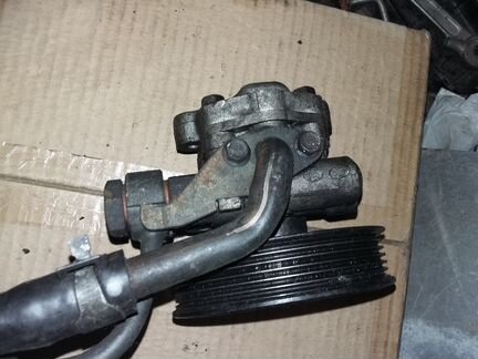 Hyundai Santa Fe 2.0 crdi насос гидроуселителя