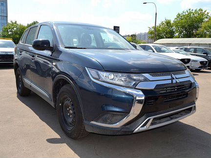 Mitsubishi Outlander 2.0 CVT, 2020