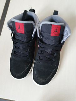 Кеды Nike Air Jordan для мальчика б/у р.33