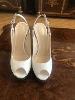 Босоножки casadei