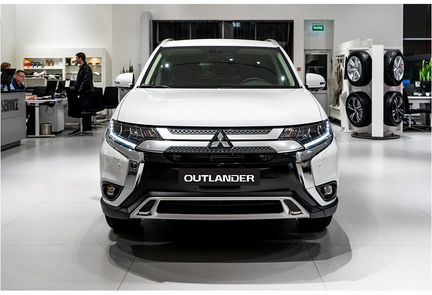 Mitsubishi Outlander 2.0 CVT, 2020