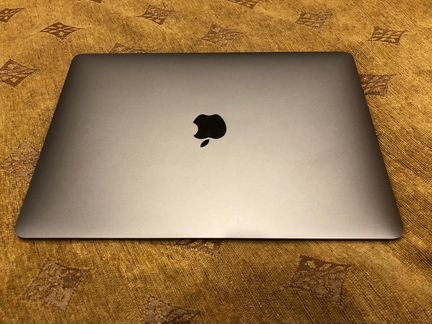 MacBook Air 13 Retina 2018 256 SSD/125 циклов