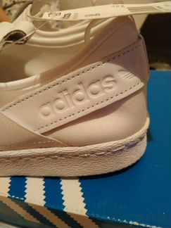 Кроссовки adidas