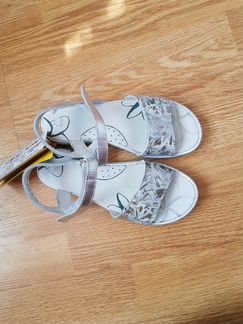 Котофей новые босоножки 33