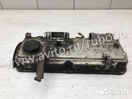 Клапанная крышка Mitsubishi Galant 8 USA 4G64 2001