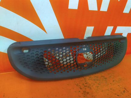 Решетка радиатора Smart Fortwo 3 2014-Нв