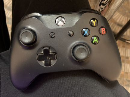 Джойстик xbox one
