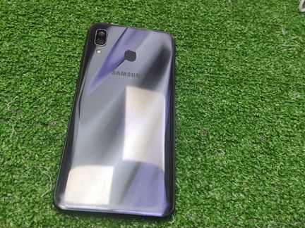 Телефон Samsung galaxy A30 4/64