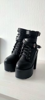 Ботинки женские