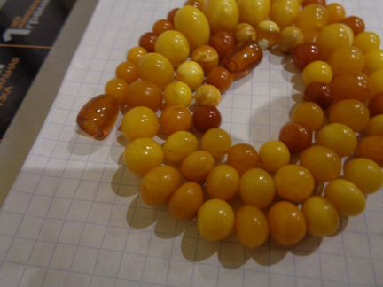 Старые янтарные бусы СССР