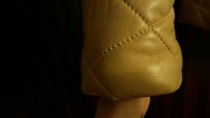 Куртка кожаная с воротником из норки