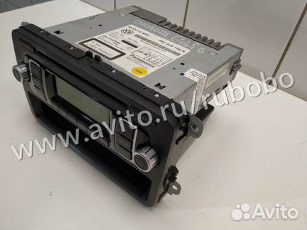 Магнитола RCD210 5K0035156A VW Golf VI 2009-2013