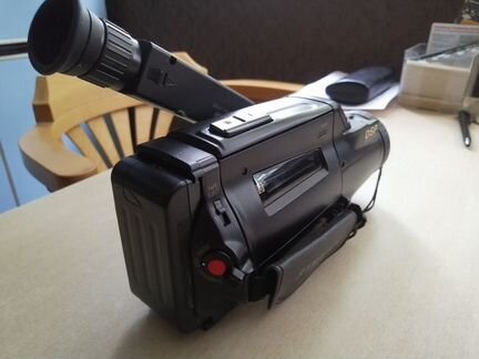 8мм видео камкордер Samsung Vp-U12