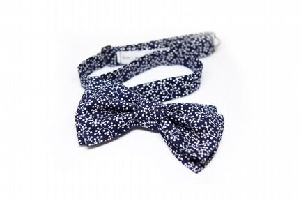 Галстук-бабочка темно-синяя с пузырьками