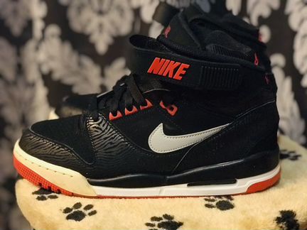 Nike Air Revolution Zebra Bred