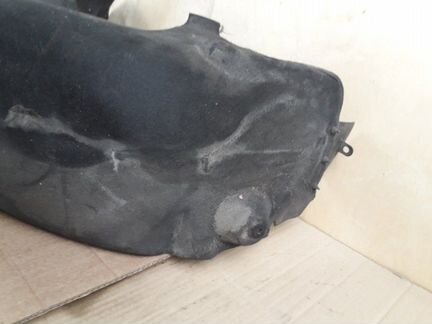 Подкрылок задний правый Mercedes C-Class W204 M272